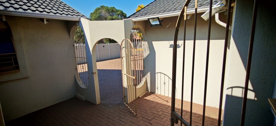 3 Bedroom Property for Sale in Mayberry Park Gauteng