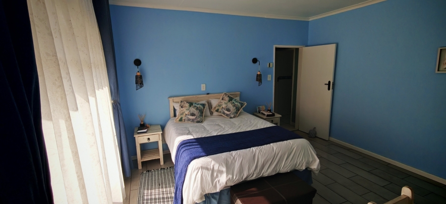 6 Bedroom Property for Sale in Brackenhurst Gauteng