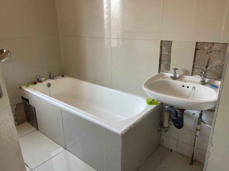 3 Bedroom Property for Sale in Sunnyside Gauteng