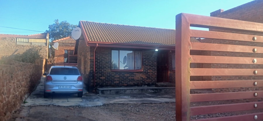4 Bedroom Property for Sale in Soshanguve M Gauteng