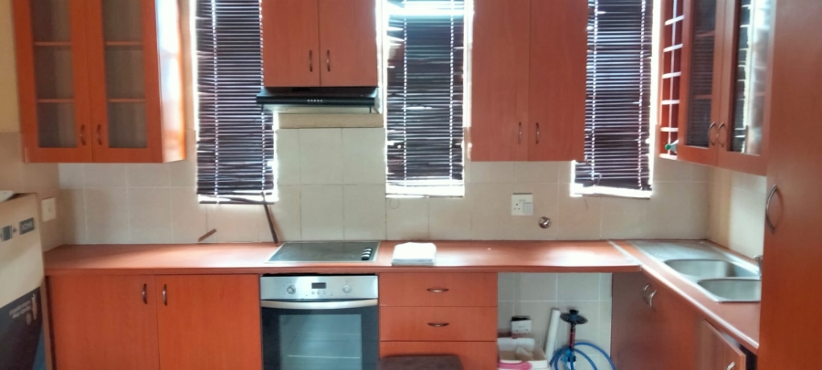 2 Bedroom Property for Sale in Honeydew Gauteng