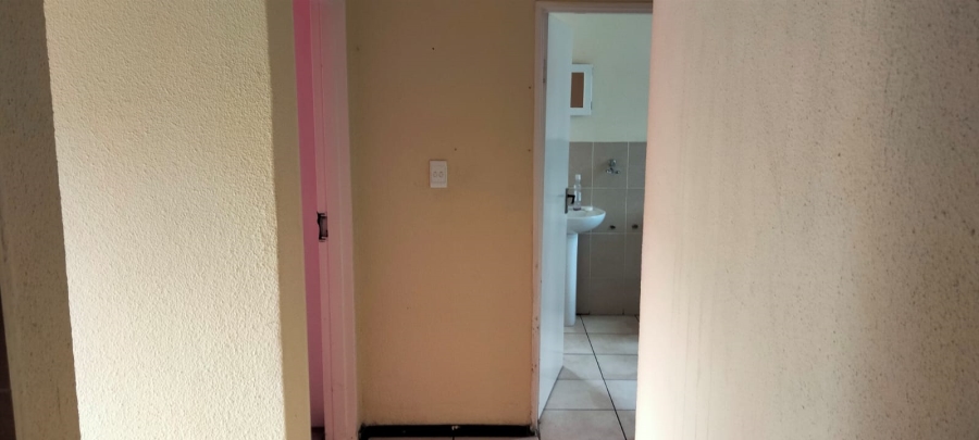2 Bedroom Property for Sale in Honeydew Gauteng