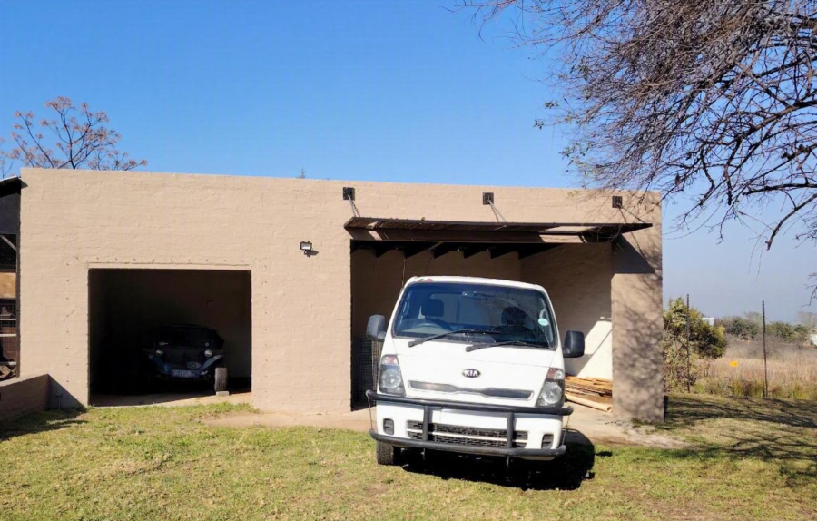 5 Bedroom Property for Sale in Carlswald Gauteng