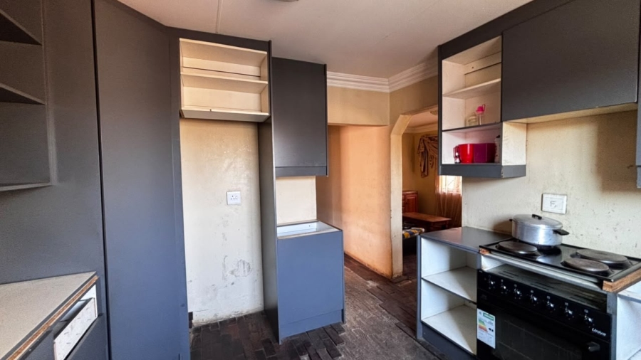 2 Bedroom Property for Sale in Etwatwa Gauteng