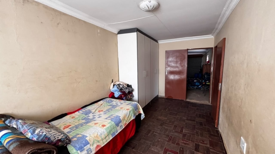 2 Bedroom Property for Sale in Etwatwa Gauteng