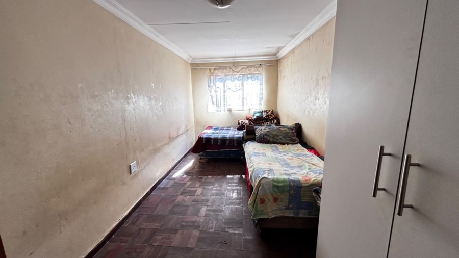 2 Bedroom Property for Sale in Etwatwa Gauteng