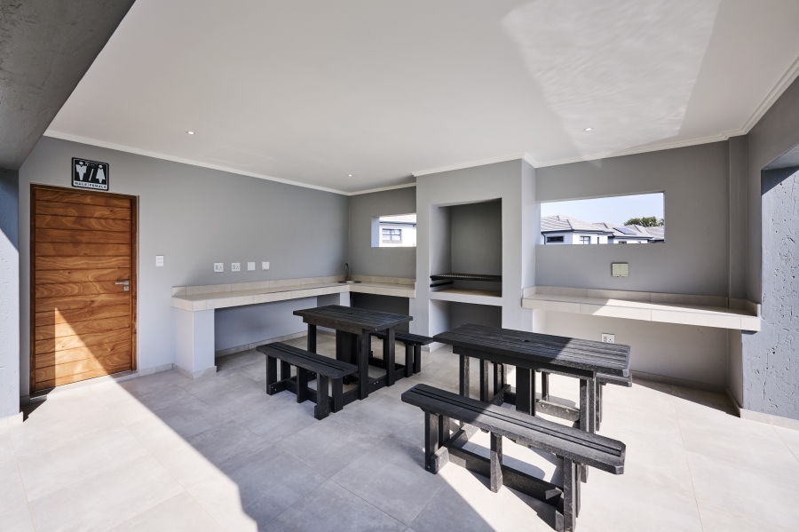 To Let 2 Bedroom Property for Rent in Craigavon Gauteng