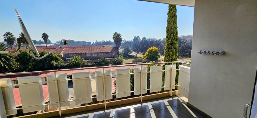 2 Bedroom Property for Sale in Three Rivers Proper Gauteng