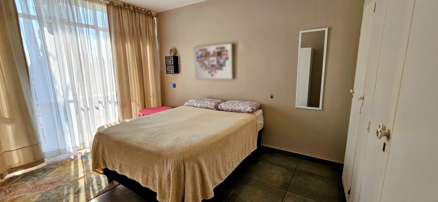 2 Bedroom Property for Sale in Three Rivers Proper Gauteng