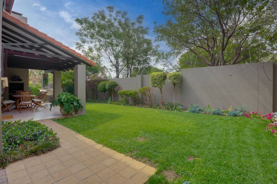 To Let 3 Bedroom Property for Rent in Fourways Gauteng
