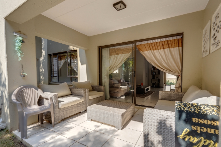 To Let 2 Bedroom Property for Rent in Fourways Gauteng
