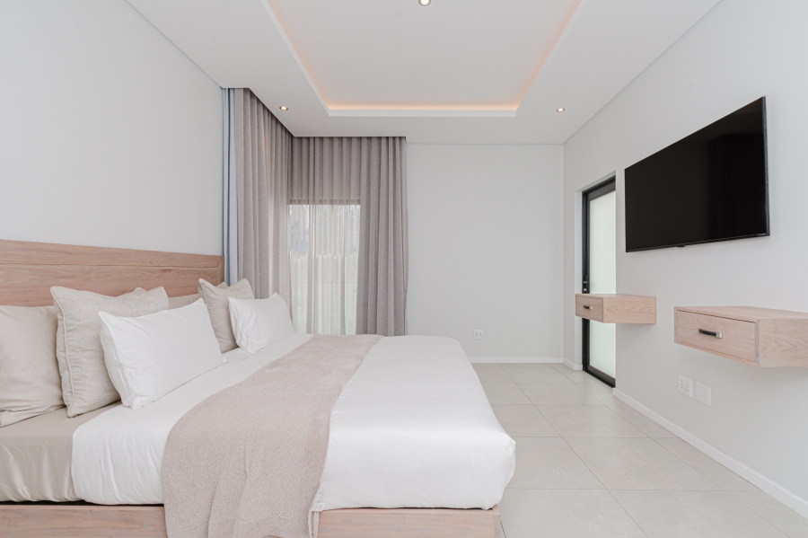 To Let 4 Bedroom Property for Rent in Lonehill Gauteng