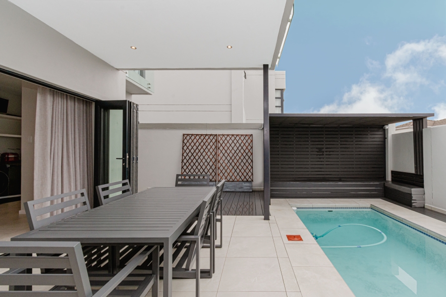 To Let 4 Bedroom Property for Rent in Lonehill Gauteng