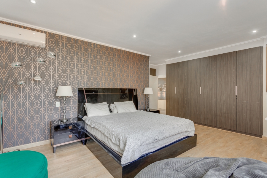 To Let 4 Bedroom Property for Rent in Bryanston Gauteng