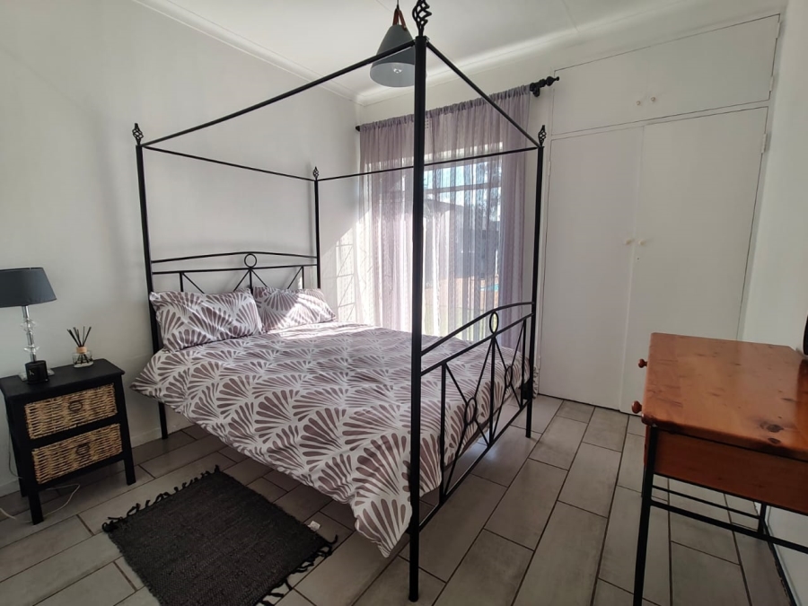 6 Bedroom Property for Sale in Brackenhurst Gauteng