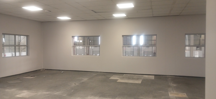 To Let Commercial Property for Rent in Chloorkop Gauteng
