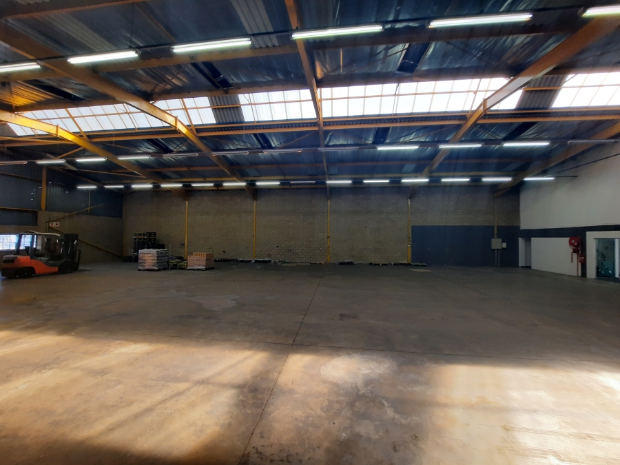 To Let Commercial Property for Rent in Robertville Gauteng