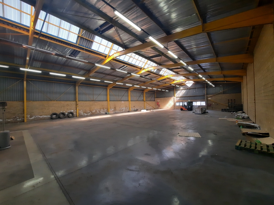 To Let Commercial Property for Rent in Robertville Gauteng
