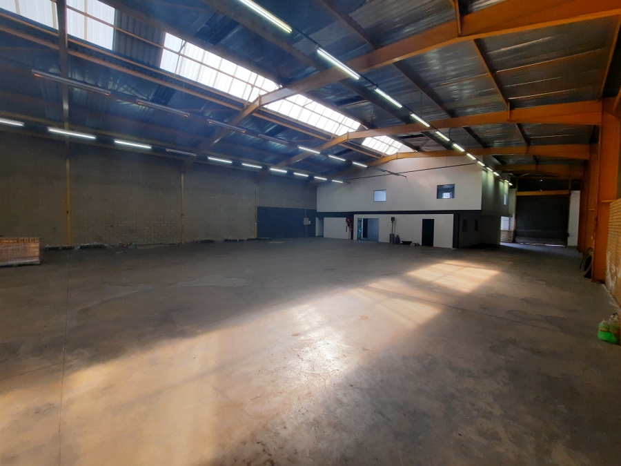 To Let Commercial Property for Rent in Robertville Gauteng