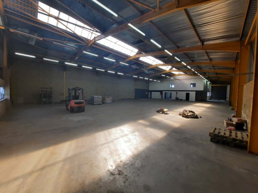 To Let Commercial Property for Rent in Robertville Gauteng