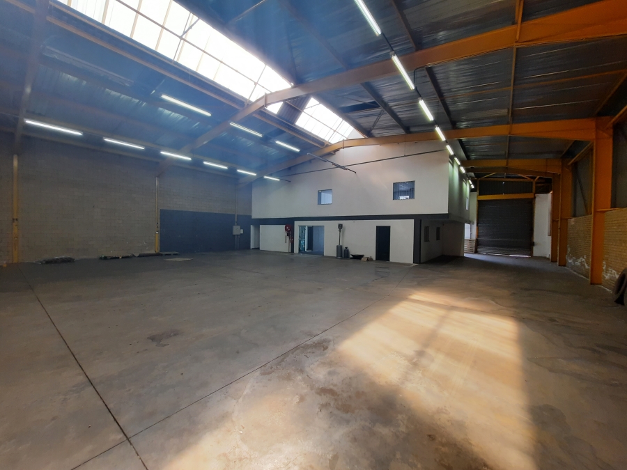 To Let Commercial Property for Rent in Robertville Gauteng