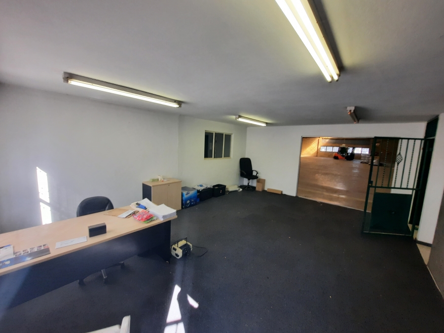 To Let Commercial Property for Rent in Robertville Gauteng