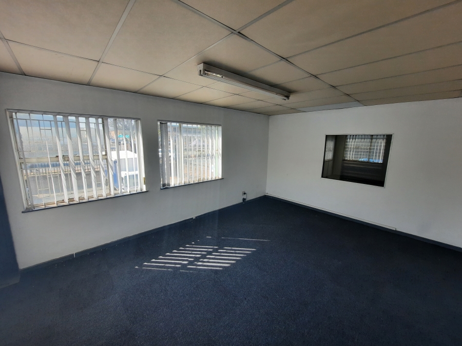 To Let Commercial Property for Rent in Robertville Gauteng