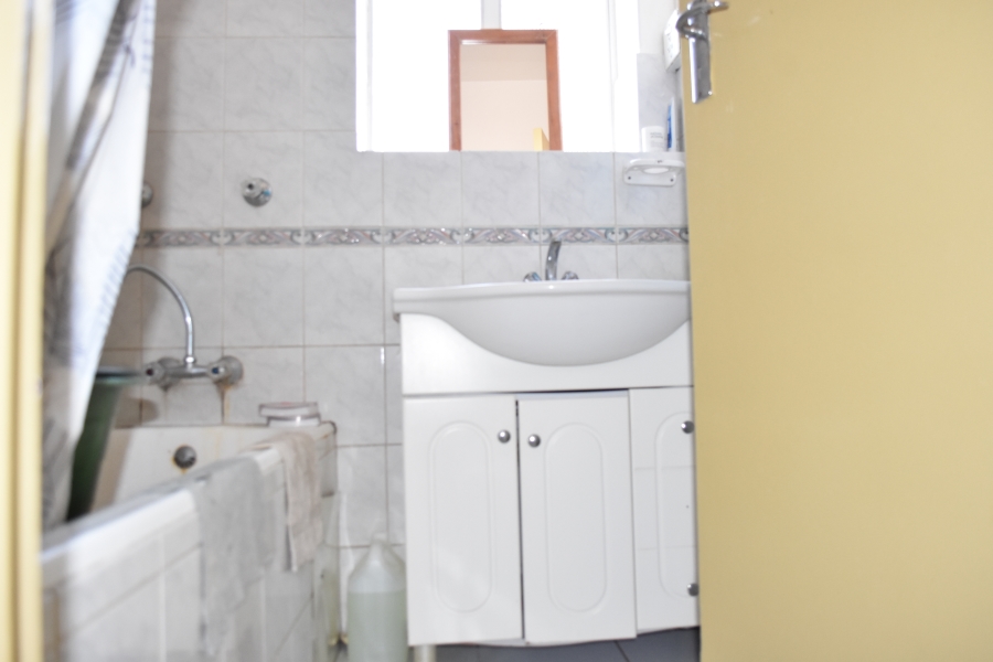 2 Bedroom Property for Sale in Sunnyside Gauteng
