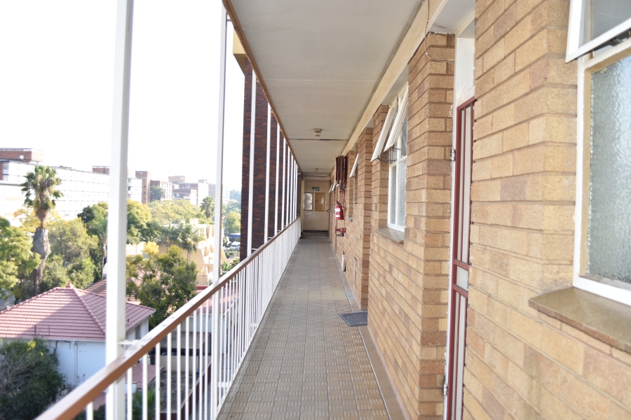 2 Bedroom Property for Sale in Sunnyside Gauteng