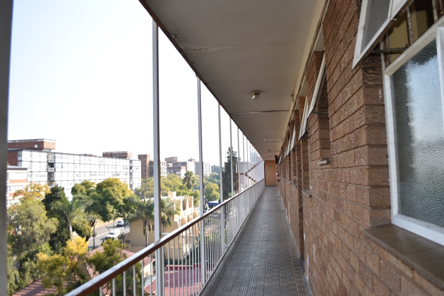 2 Bedroom Property for Sale in Sunnyside Gauteng