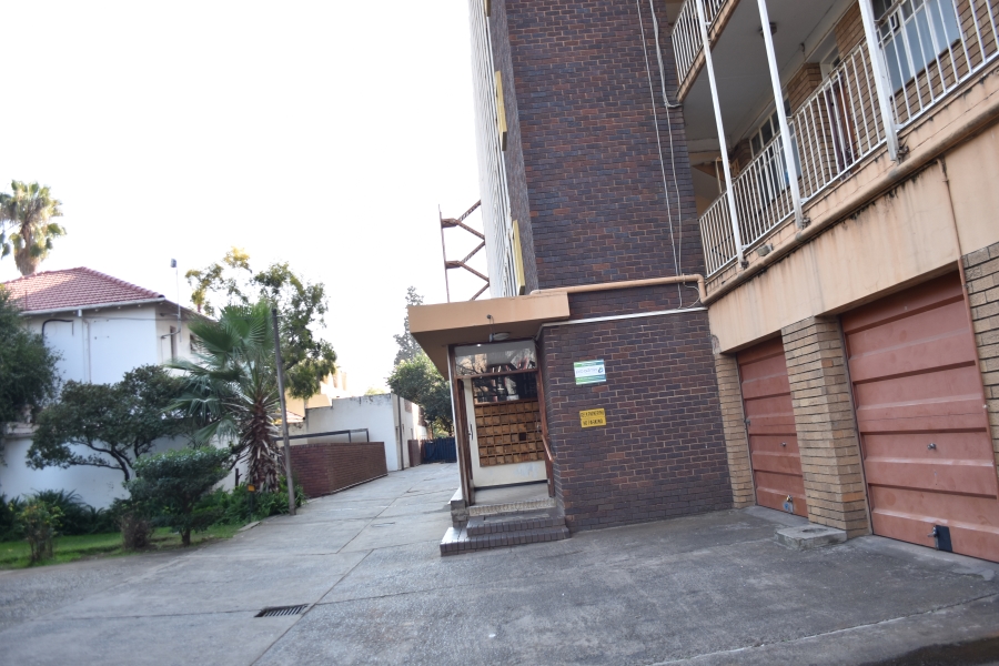 2 Bedroom Property for Sale in Sunnyside Gauteng