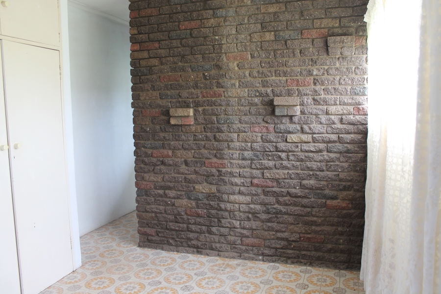 8 Bedroom Property for Sale in Valley Settlements A H Gauteng
