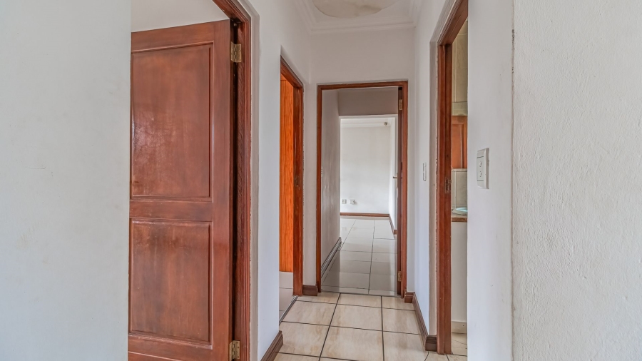 To Let 3 Bedroom Property for Rent in Douglasdale Gauteng