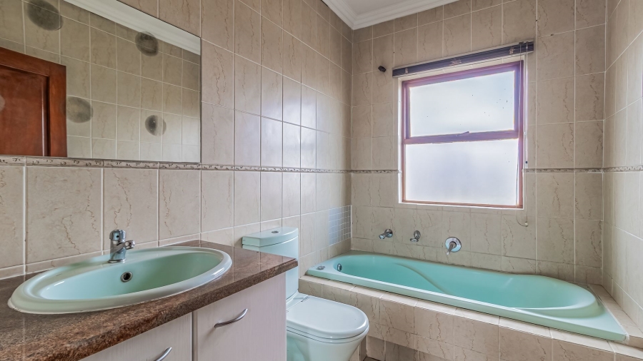 To Let 3 Bedroom Property for Rent in Douglasdale Gauteng