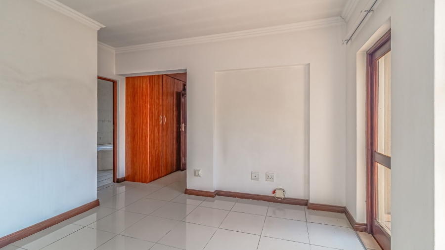 To Let 3 Bedroom Property for Rent in Douglasdale Gauteng