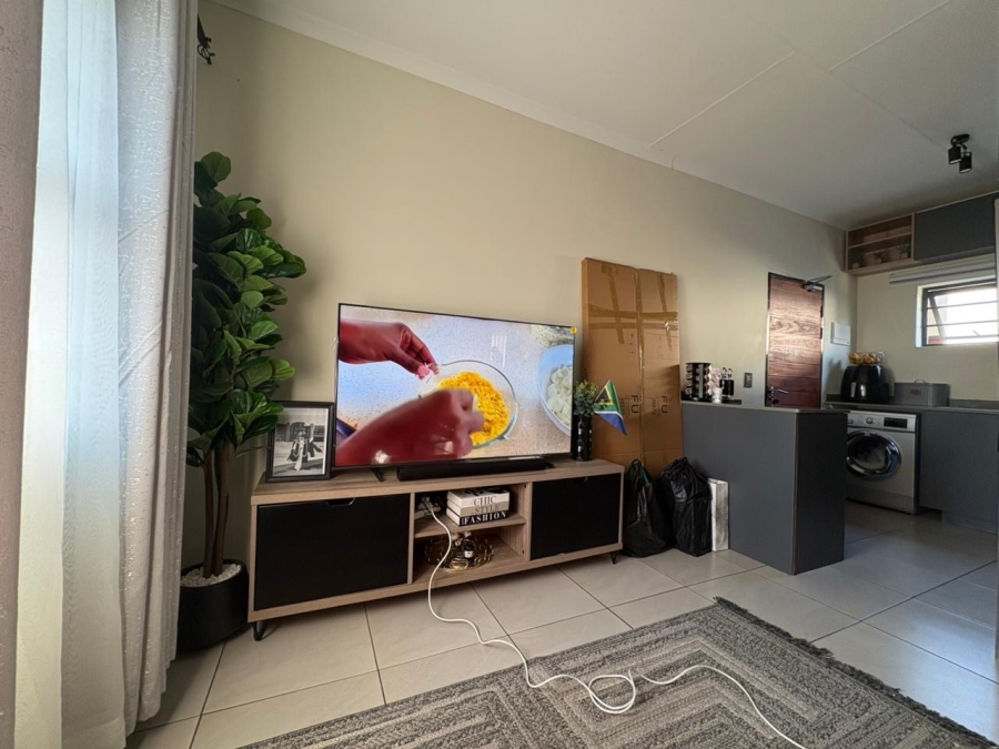 2 Bedroom Property for Sale in South Hills Gauteng