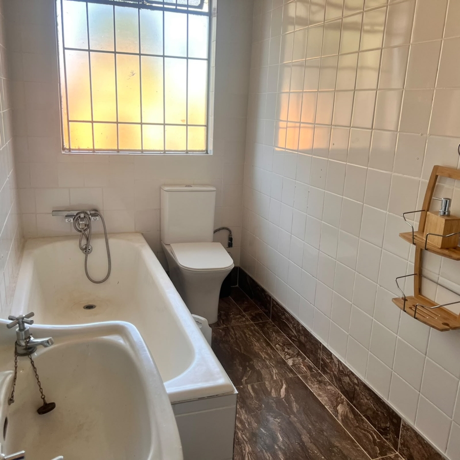 To Let 4 Bedroom Property for Rent in Kibler Park Gauteng