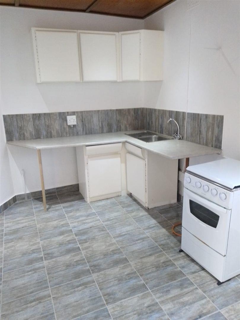 To Let 1 Bedroom Property for Rent in Parkhill Gardens Gauteng