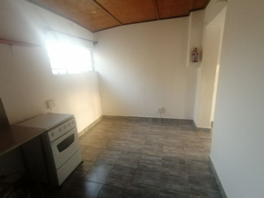 To Let 1 Bedroom Property for Rent in Parkhill Gardens Gauteng