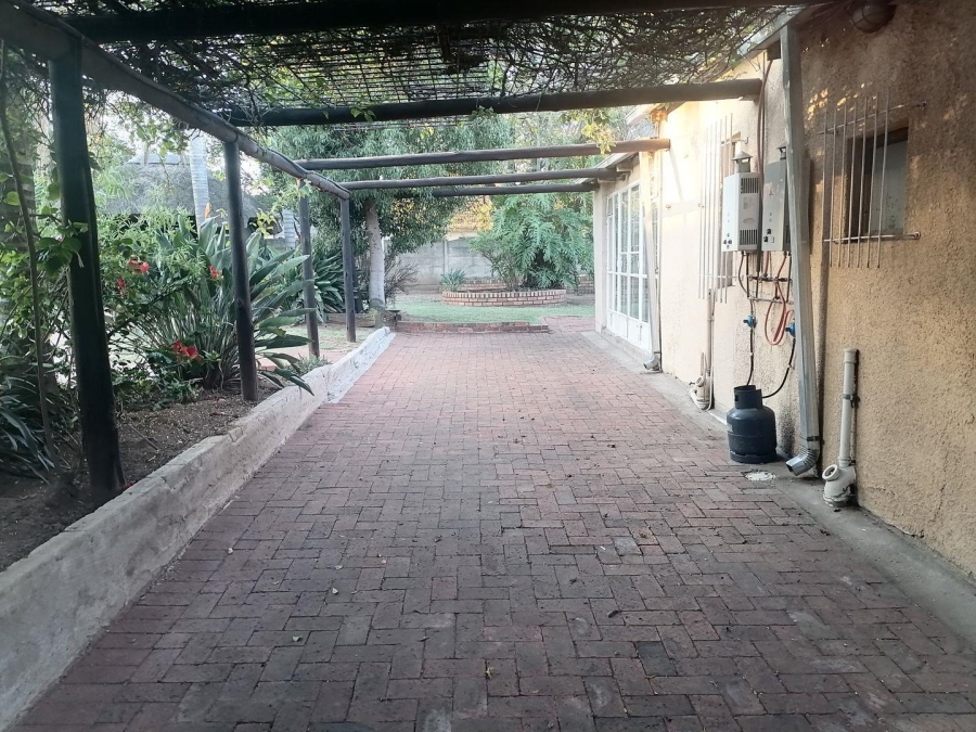 To Let 1 Bedroom Property for Rent in Parkhill Gardens Gauteng