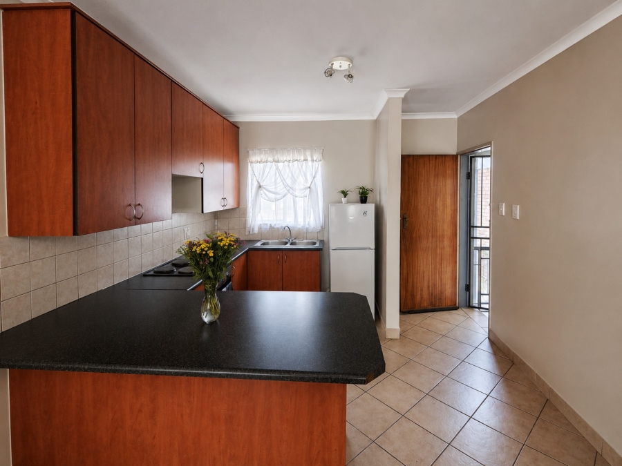 1 Bedroom Property for Sale in Vorna Valley Gauteng