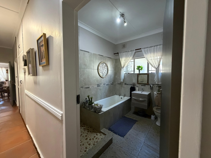 3 Bedroom Property for Sale in Meyerspark Gauteng