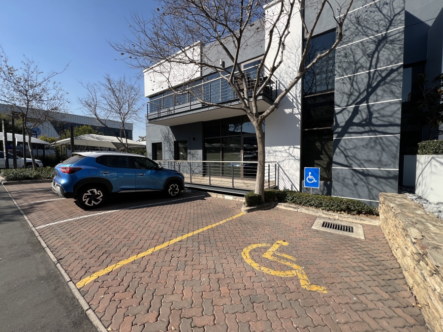 To Let Commercial Property for Rent in Vorna Valley Gauteng