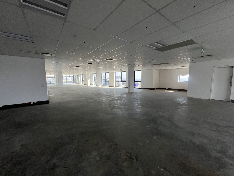 To Let Commercial Property for Rent in Vorna Valley Gauteng