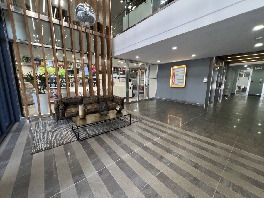 To Let Commercial Property for Rent in Vorna Valley Gauteng