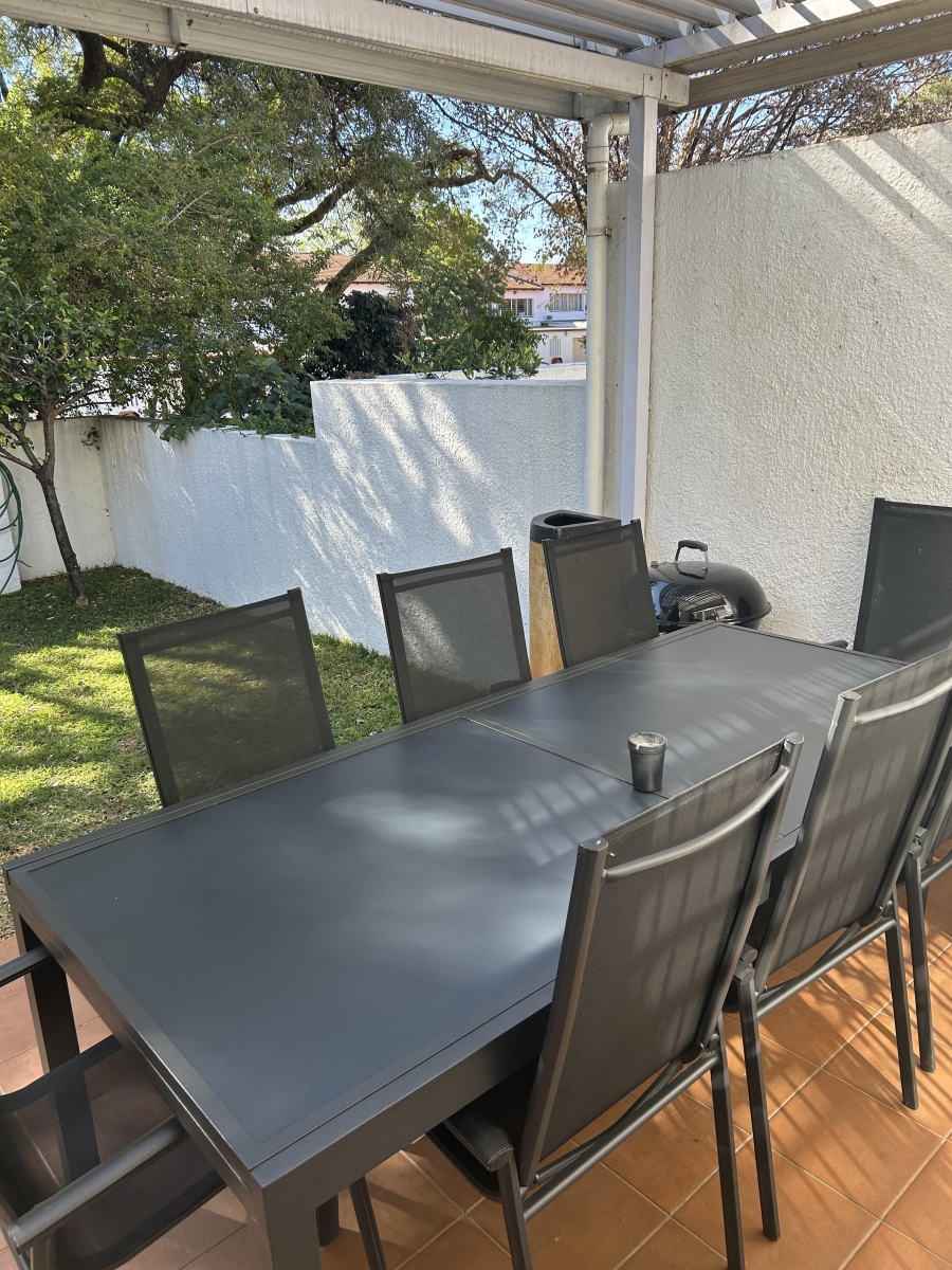 3 Bedroom Property for Sale in Faerie Glen Gauteng