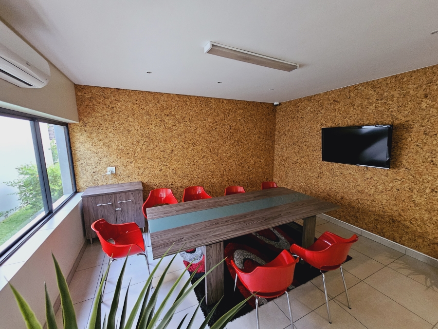 To Let 2 Bedroom Property for Rent in Fourways Gauteng