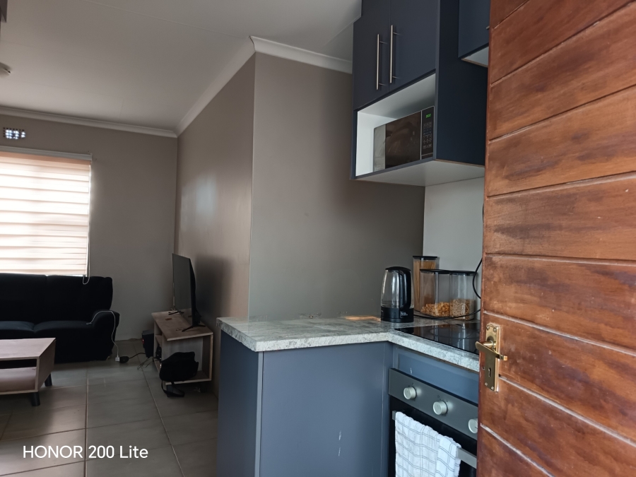 3 Bedroom Property for Sale in Clayville Gauteng