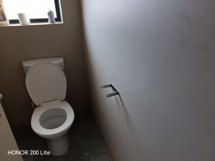 3 Bedroom Property for Sale in Clayville Gauteng