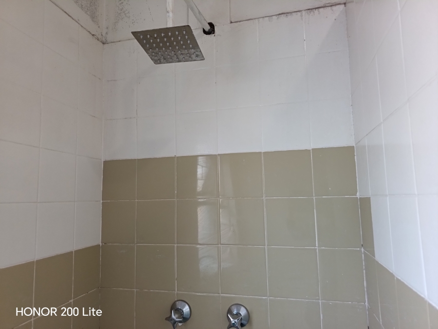 6 Bedroom Property for Sale in Olifantsfontein Gauteng